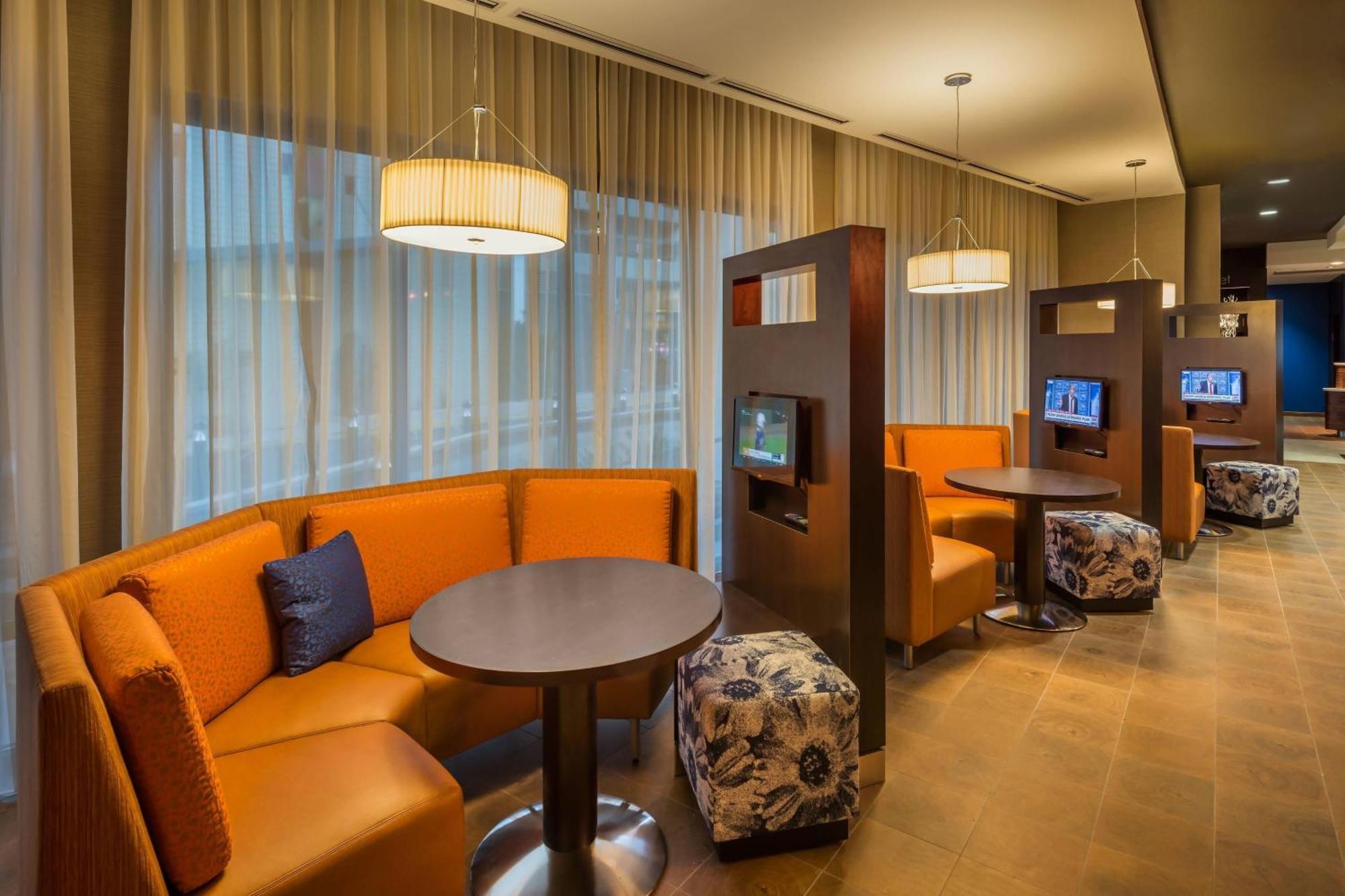 Courtyard By Marriott Reno Downtown/Riverfront Εξωτερικό φωτογραφία
